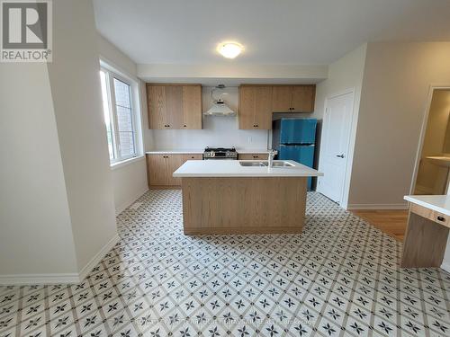 20 Vestry Way, Brampton, ON - Indoor Photo Showing Kitchen