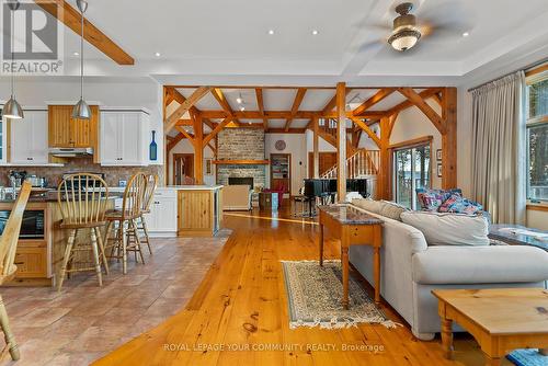 4039 County Rd 13 Road N, Prince Edward County, ON - Indoor