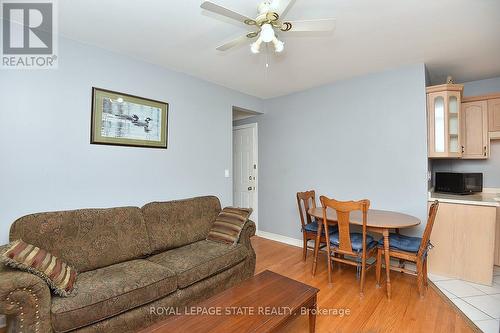 6 - 29 Sherman Avenue S, Hamilton, ON - Indoor Photo Showing Living Room