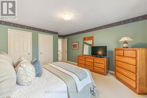 24 Mcglashan Court, Toronto (Bedford Park-Nortown), ON - Indoor Photo Showing Bedroom