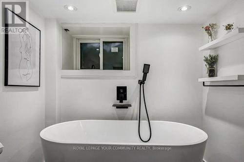 146 Floyd Avenue, Toronto, ON - Indoor Photo Showing Bathroom