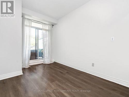 114 - 25 Earlington Avenue, Toronto (Kingsway South), ON - Indoor Photo Showing Other Room