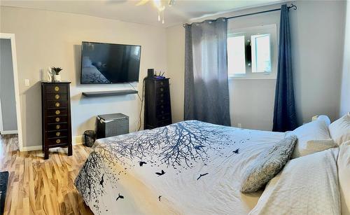 242 Nelson Street E, Virden, MB - Indoor Photo Showing Bedroom