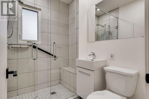 35 Cheshire Drive, Toronto (Princess-Rosethorn), ON - Indoor Photo Showing Bathroom