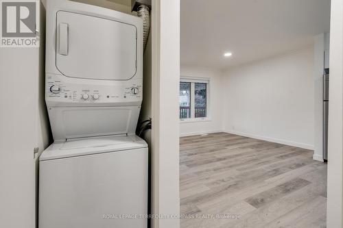 35 Cheshire Drive, Toronto (Princess-Rosethorn), ON - Indoor Photo Showing Laundry Room