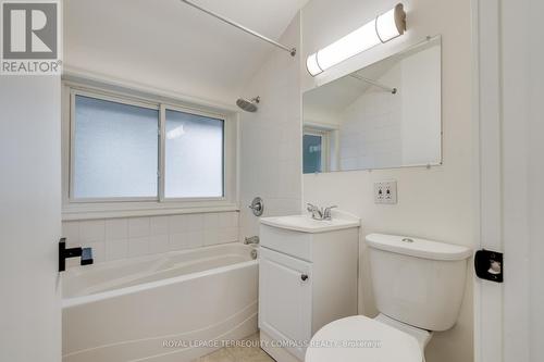 35 Cheshire Drive, Toronto (Princess-Rosethorn), ON - Indoor Photo Showing Bathroom