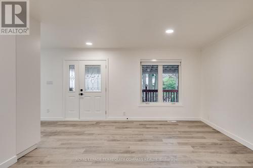 35 Cheshire Drive, Toronto, ON - Indoor Photo Showing Other Room