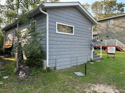 100 3Rd Avenue S, Clear Lake, MB - Outdoor With Exterior