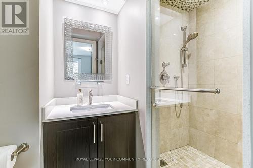 81 Cricklewood Crescent, Markham (Royal Orchard), ON - Indoor Photo Showing Bathroom