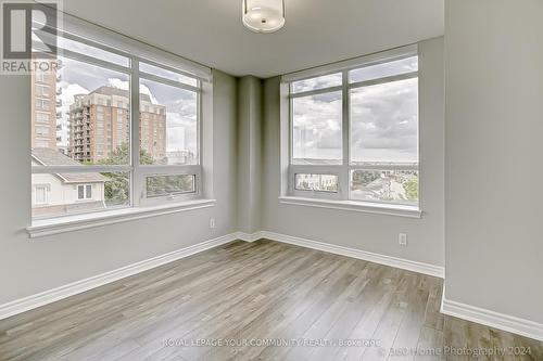 405 - 2365 Central Park Drive, Oakville (River Oaks), ON - Indoor Photo Showing Other Room