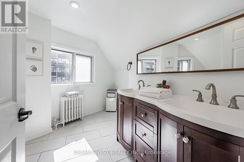 33 Church Street, Toronto (Weston), ON - Indoor Photo Showing Bathroom