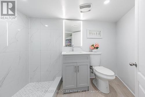 33 Church Street, Toronto (Weston), ON - Indoor Photo Showing Bathroom