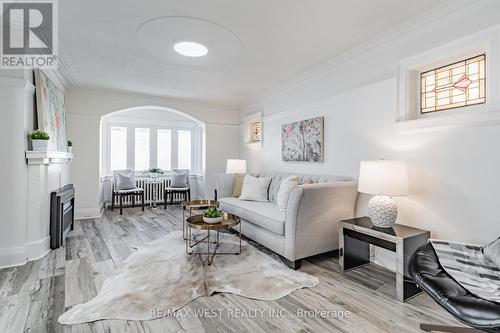 33 Church Street, Toronto (Weston), ON - Indoor Photo Showing Living Room