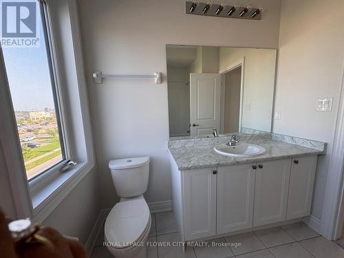 121 Tennant Circle, Vaughan (Vellore Village), ON - Indoor Photo Showing Bathroom