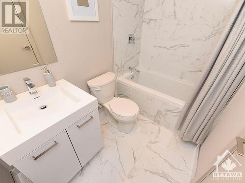 203 Catherine Street Unit#209, Ottawa, ON - Indoor Photo Showing Bathroom