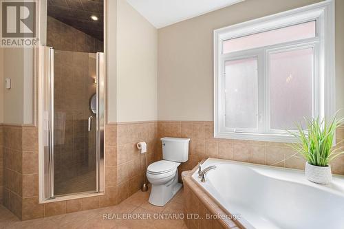 22 Black Maple Crescent, Kitchener, ON - Indoor Photo Showing Bathroom