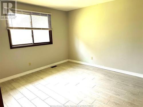 2430 Glenwood, Windsor, ON - Indoor Photo Showing Other Room