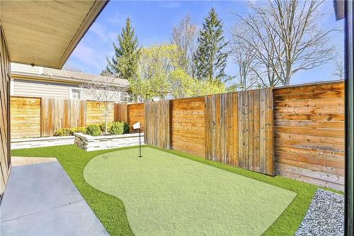 Virtually Staged Putting Green - 1427 Birch Avenue, Burlington, ON 