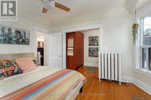 15 Cowan Avenue, Toronto (South Parkdale), ON - Indoor Photo Showing Bedroom