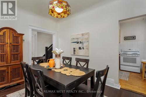 15 Cowan Avenue, Toronto (South Parkdale), ON - Indoor Photo Showing Dining Room