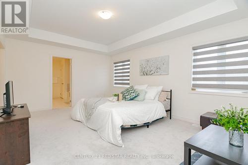 15 Matterhorn Road, Brampton (Northwest Brampton), ON - Indoor Photo Showing Bedroom