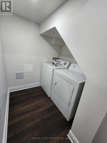 15 Matterhorn Road, Brampton (Northwest Brampton), ON - Indoor Photo Showing Laundry Room