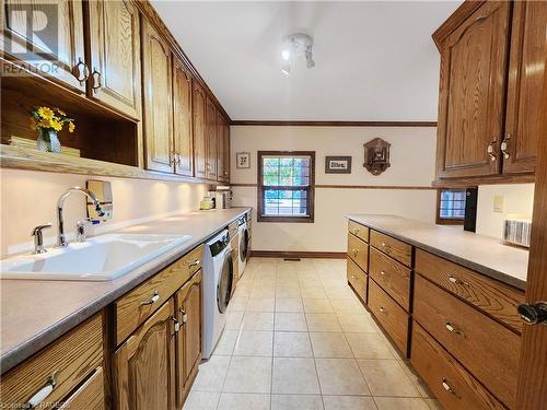 347 Tyendinaga Drive, Southampton, ON - Indoor Photo Showing Kitchen