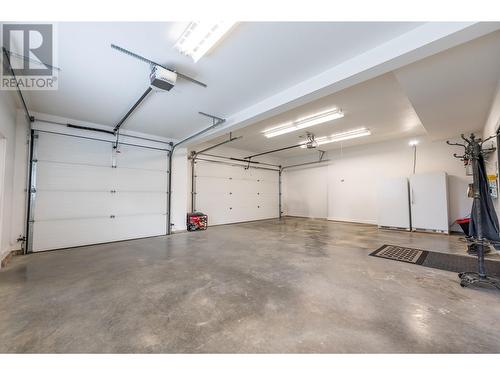 14230 Homestead Road, Prince George, BC - Indoor Photo Showing Garage