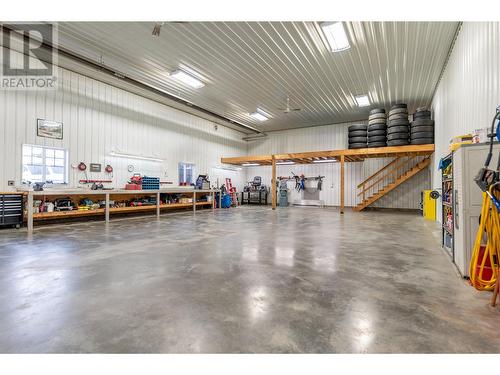 14230 Homestead Road, Prince George, BC - Indoor Photo Showing Garage