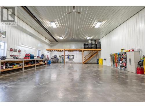 14230 Homestead Road, Prince George, BC - Indoor Photo Showing Garage