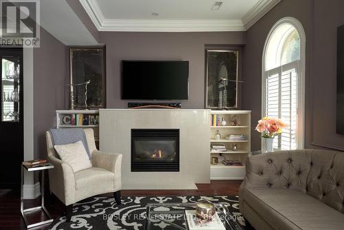 4 - 103 Pembroke Street, Toronto (Moss Park), ON - Indoor Photo Showing Living Room With Fireplace