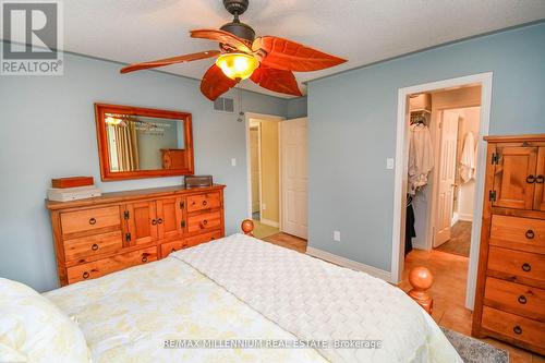 22 Lang Drive, Barrie (Northwest), ON - Indoor Photo Showing Bedroom