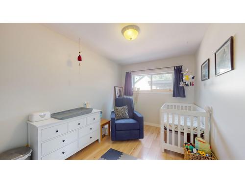 4 103Rd Avenue, Kimberley, BC - Indoor Photo Showing Bedroom