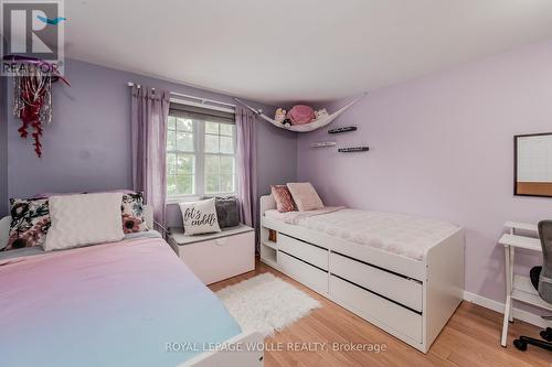 414 Warrington Drive, Waterloo, ON - Indoor Photo Showing Bedroom