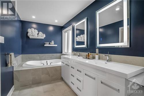 32 Baroness Drive, Ottawa, ON - Indoor Photo Showing Bathroom