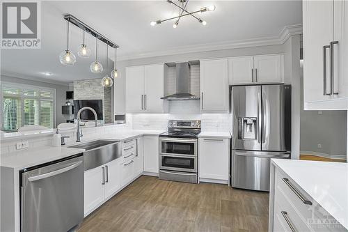 32 Baroness Drive, Ottawa, ON - Indoor Photo Showing Kitchen With Upgraded Kitchen