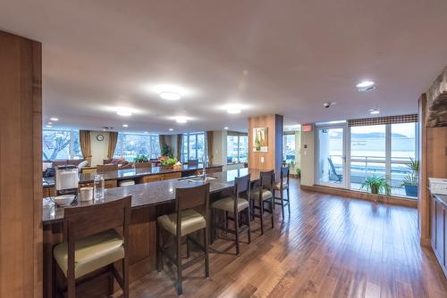 405-75 Martin Street, Penticton, BC - Indoor Photo Showing Dining Room