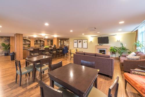 405-75 Martin Street, Penticton, BC - Indoor Photo Showing Living Room With Fireplace