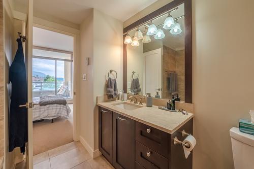 405-75 Martin Street, Penticton, BC - Indoor Photo Showing Bathroom