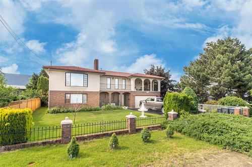 2448 Harmon Road, West Kelowna, BC 