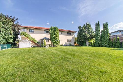 2448 Harmon Road, West Kelowna, BC 