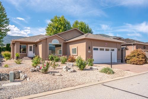 444 Ridge Place, Penticton, BC - Outdoor With Facade