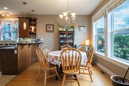 2415 Pleasant Valley Road, Armstrong, BC - Indoor Photo Showing Dining Room