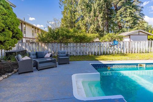 4671 Fordham Road, Kelowna, BC - Outdoor With In Ground Pool