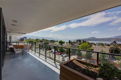 406-485 Groves Avenue, Kelowna, BC - Outdoor With Body Of Water With View With Exterior