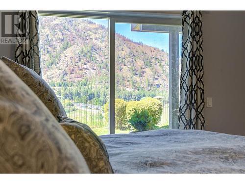 2523 Shannon View Drive Unit# 106, West Kelowna, BC - Indoor Photo Showing Bedroom