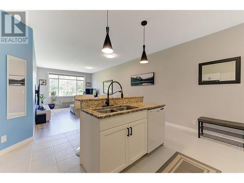 2523 Shannon View Drive Unit# 106, West Kelowna, BC - Indoor Photo Showing Kitchen With Double Sink