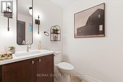 73 Ross Eaton Lane, Prince Edward County (Picton), ON - Indoor Photo Showing Bathroom