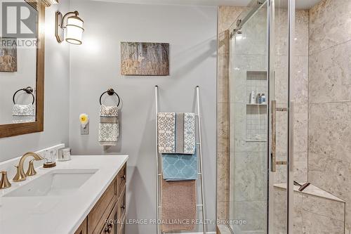 25 Brinton Drive, Peterborough (Otonabee), ON - Indoor Photo Showing Bathroom