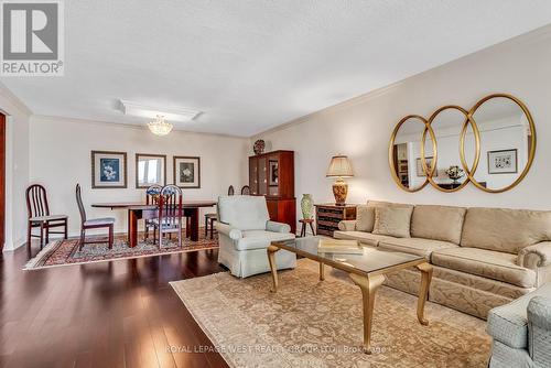 3402 - 2045 Lake Shore Boulevard W, Toronto (Mimico), ON - Indoor Photo Showing Living Room